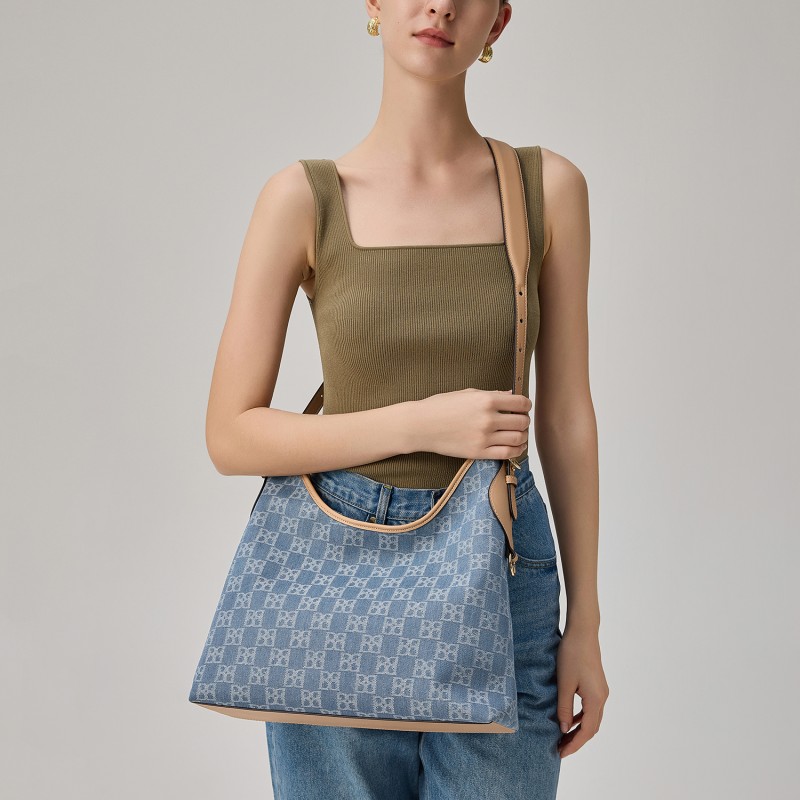 Large-capacity commuter new texture bag denim bag